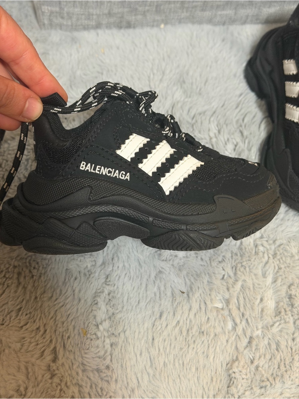 Balenciaga x adidas kids sneakers - Picture 5 of 7